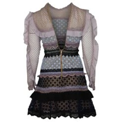 Self Portrait Self-Portrait Bellis Robe En Dentelle à Panneaux Contrastants En Polyester Multicolore 7 Self Portrait Self-Portrait Bellis Robe En Dentelle à Panneaux Contrastants En Polyester Multicolore -ModeChic Magasin 479676 4