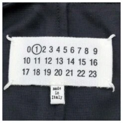 Robe Maison Martin Margiela En Noir Avec Détail Croisé -ModeChic Magasin 587339 5