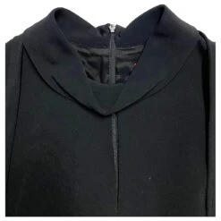 Hugo Boss La Robe De Travail à Encolure Trou De Serrure Hugo Est En Viscose Noire 11 Hugo Boss La Robe De Travail à Encolure Trou De Serrure Hugo Est En Viscose Noire -ModeChic Magasin 677941 6