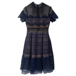 Self Portrait Self-Portrait Felicia Robe En Dentelle Guipure En Polyester Bleu Marine 10 Self Portrait Self-Portrait Felicia Robe En Dentelle Guipure En Polyester Bleu Marine -ModeChic Magasin 730619 4