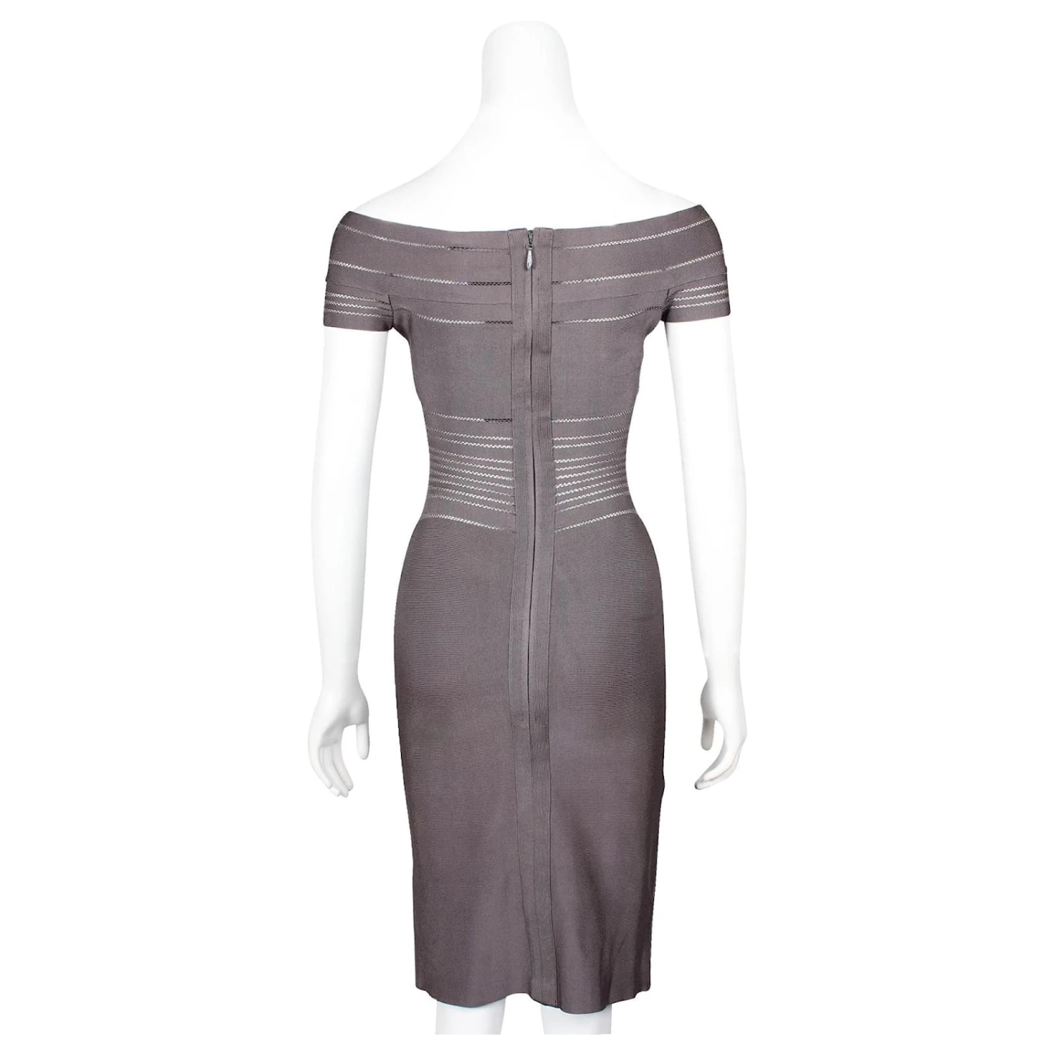 Herve Leger Robe Bandage Gris Foncé Avec Encolure Dégagée 3 Herve Leger Robe Bandage Gris Foncé Avec Encolure Dégagée – Image 3