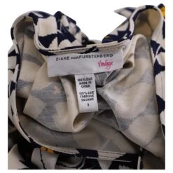 Diane Von Furstenberg Robe Portefeuille Vintage à Fleurs En Soie Bleu Marine -ModeChic Magasin 753906 4