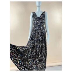 Chanel 10K$ Superbe Robe En Soie Avec Logo CC Noir 14 Chanel 10K$ Superbe Robe En Soie Avec Logo CC Noir -ModeChic Magasin 759245 5