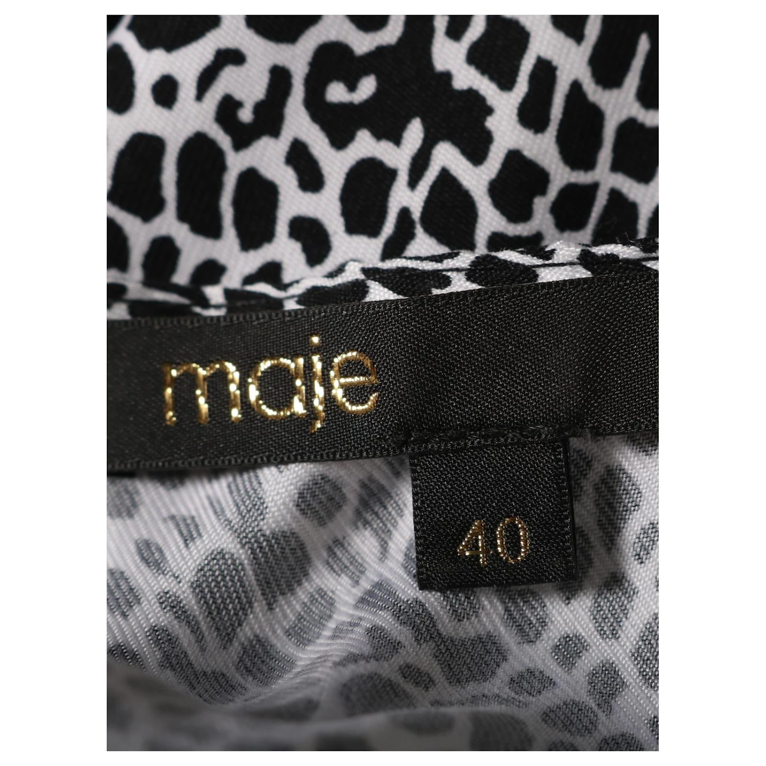 Maje ROBE COURTE SURPLIQUE A VOLANTS En Cupro Noir Et Blanc 4 Maje ROBE COURTE SURPLIQUE A VOLANTS En Cupro Noir Et Blanc – Image 4