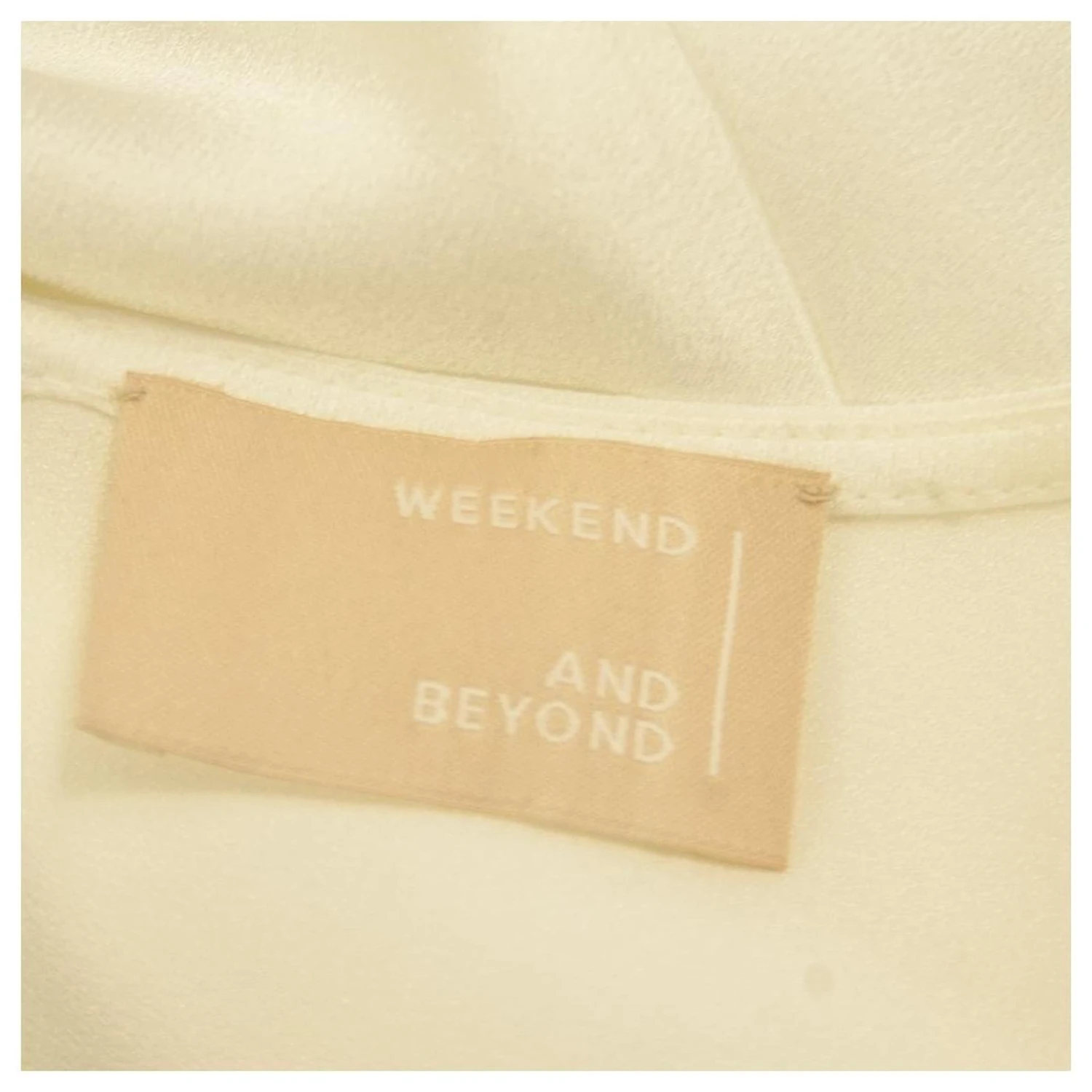 Autre Marque Weekend And Beyond Mini-robe En Viscose à Manches Longues Ivoire Taille S Écru 3 Autre Marque Weekend And Beyond Mini-robe En Viscose à Manches Longues Ivoire Taille S Écru – Image 3