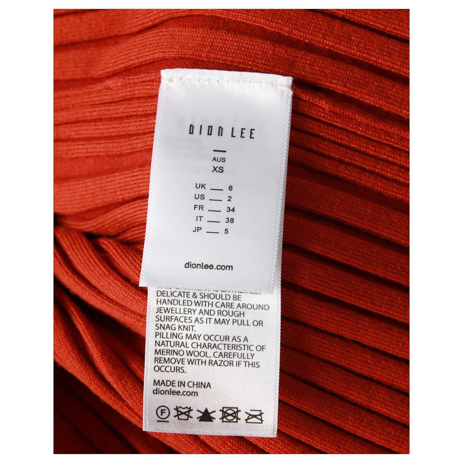 Autre Marque Dion Lee Robe En Maille à Col En V Et Boutons-pression En Laine Rouge 5 Autre Marque Dion Lee Robe En Maille à Col En V Et Boutons-pression En Laine Rouge – Image 5