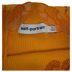 Self Portrait Robe Mi-longue En Maille à Empiècement En Dentelle En Viscose Jaune 13 Self Portrait Robe Mi-longue En Maille à Empiècement En Dentelle En Viscose Jaune -ModeChic Magasin 861707 7