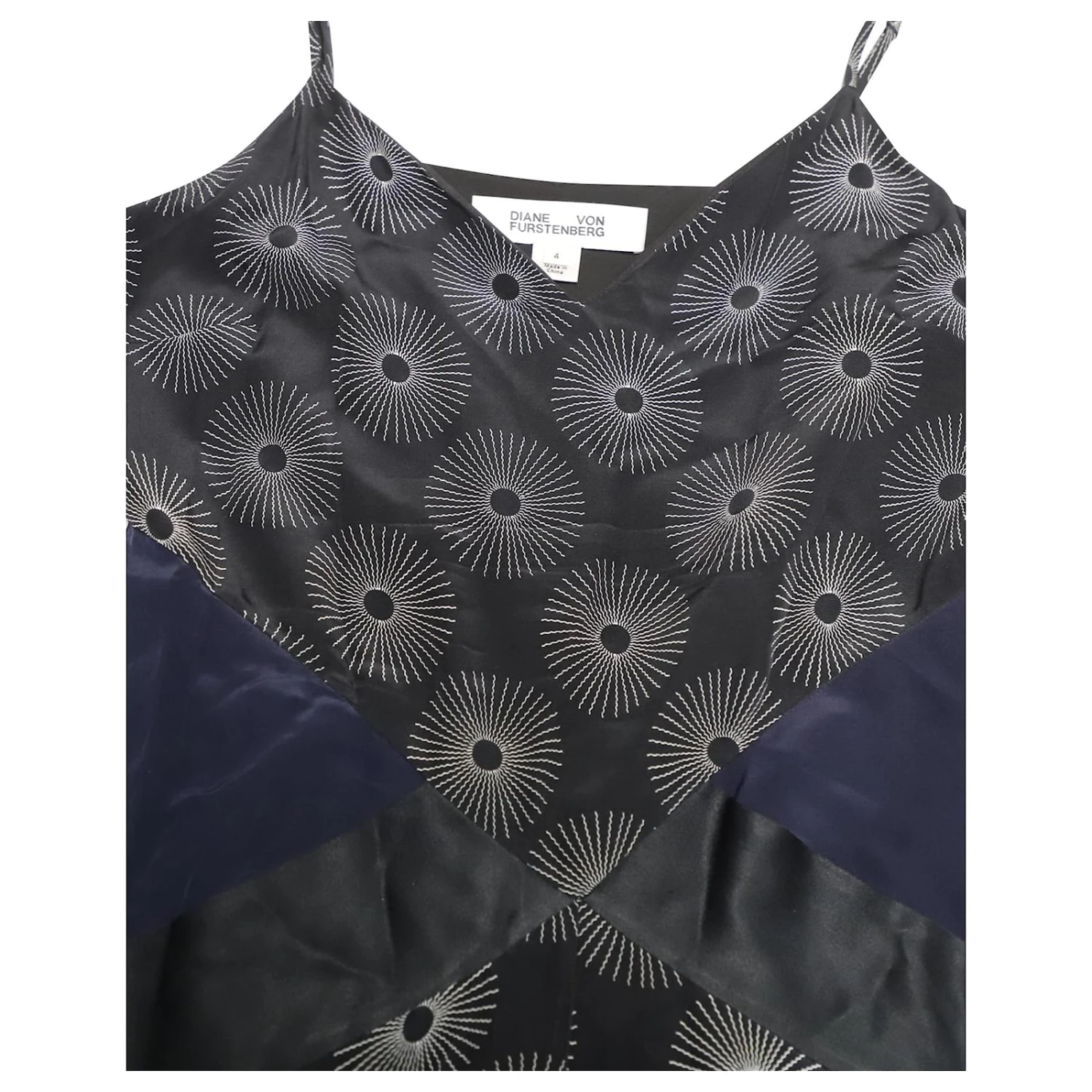 Diane Von Furstenberg Robe Mouchoir Ourlet En Soie Noire 6 Diane Von Furstenberg Robe Mouchoir Ourlet En Soie Noire – Image 6