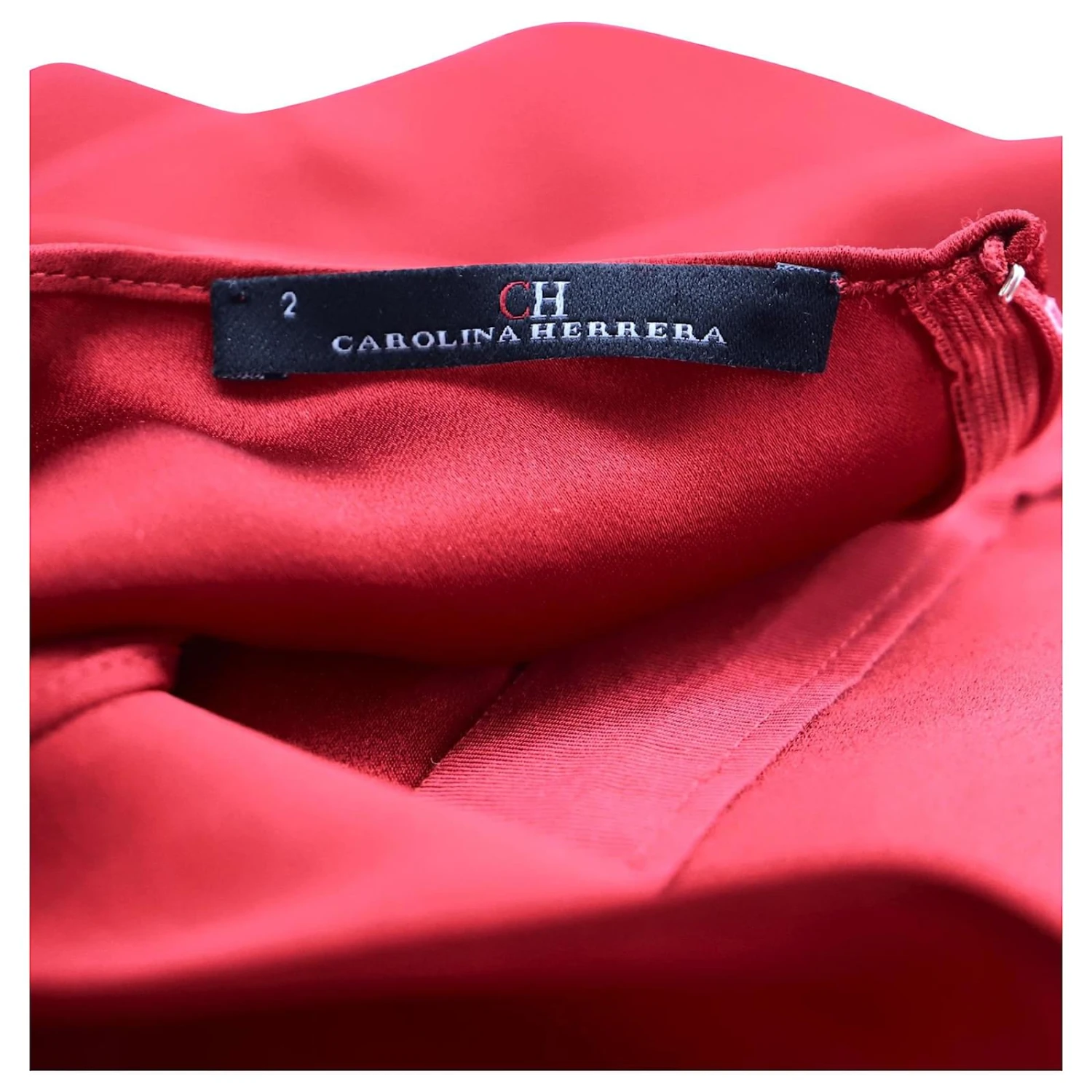 Robe Longue Carolina Herrera Drapée Sur Le Devant En Acétate Et Viscose Rouge 4 Robe Longue Carolina Herrera Drapée Sur Le Devant En Acétate Et Viscose Rouge – Image 4