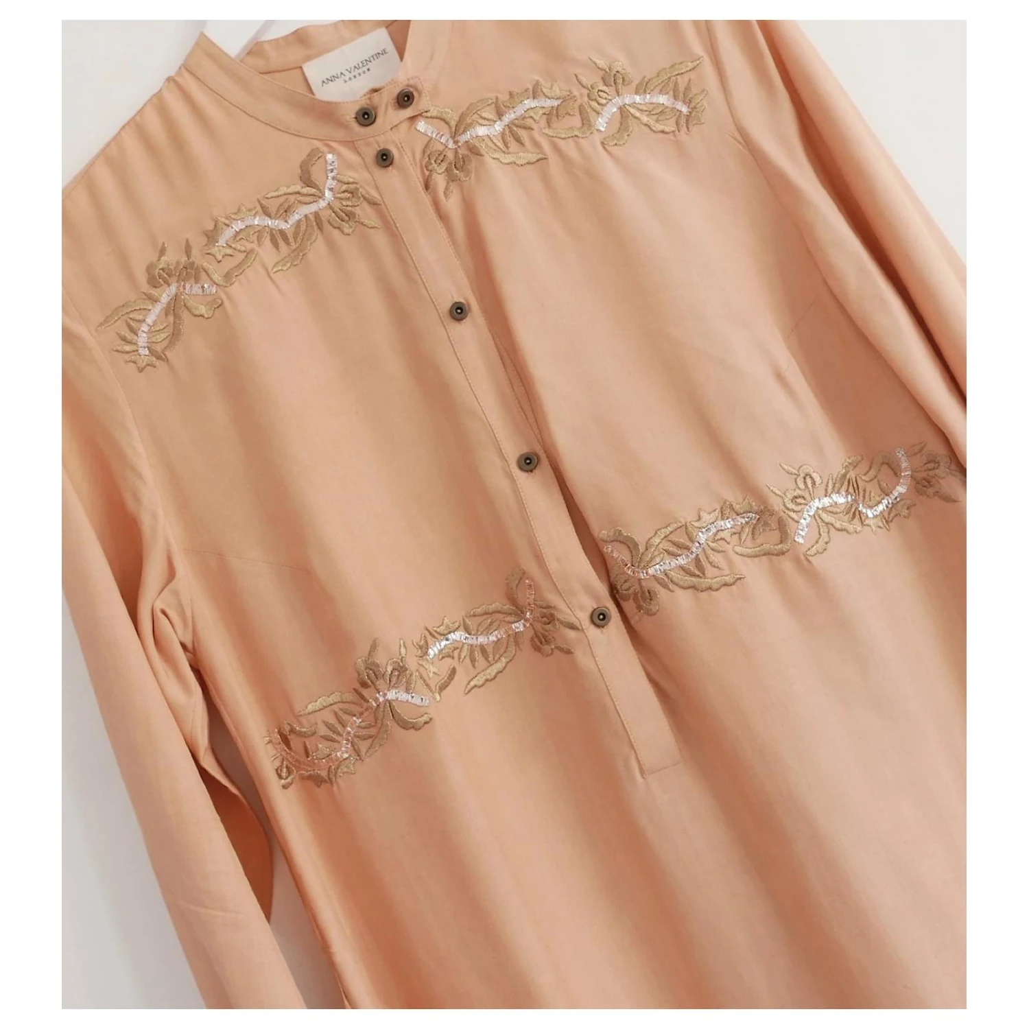 Autre Marque Robe-chemise Longue En Soie Anna Valentine Doré 2 Autre Marque Robe-chemise Longue En Soie Anna Valentine Doré – Image 2